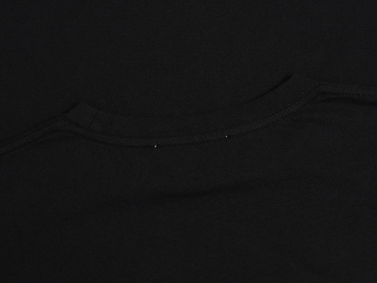 150 GSM RELAXED BOXY FIT 'BLACK' T-SHIRT - Image 3