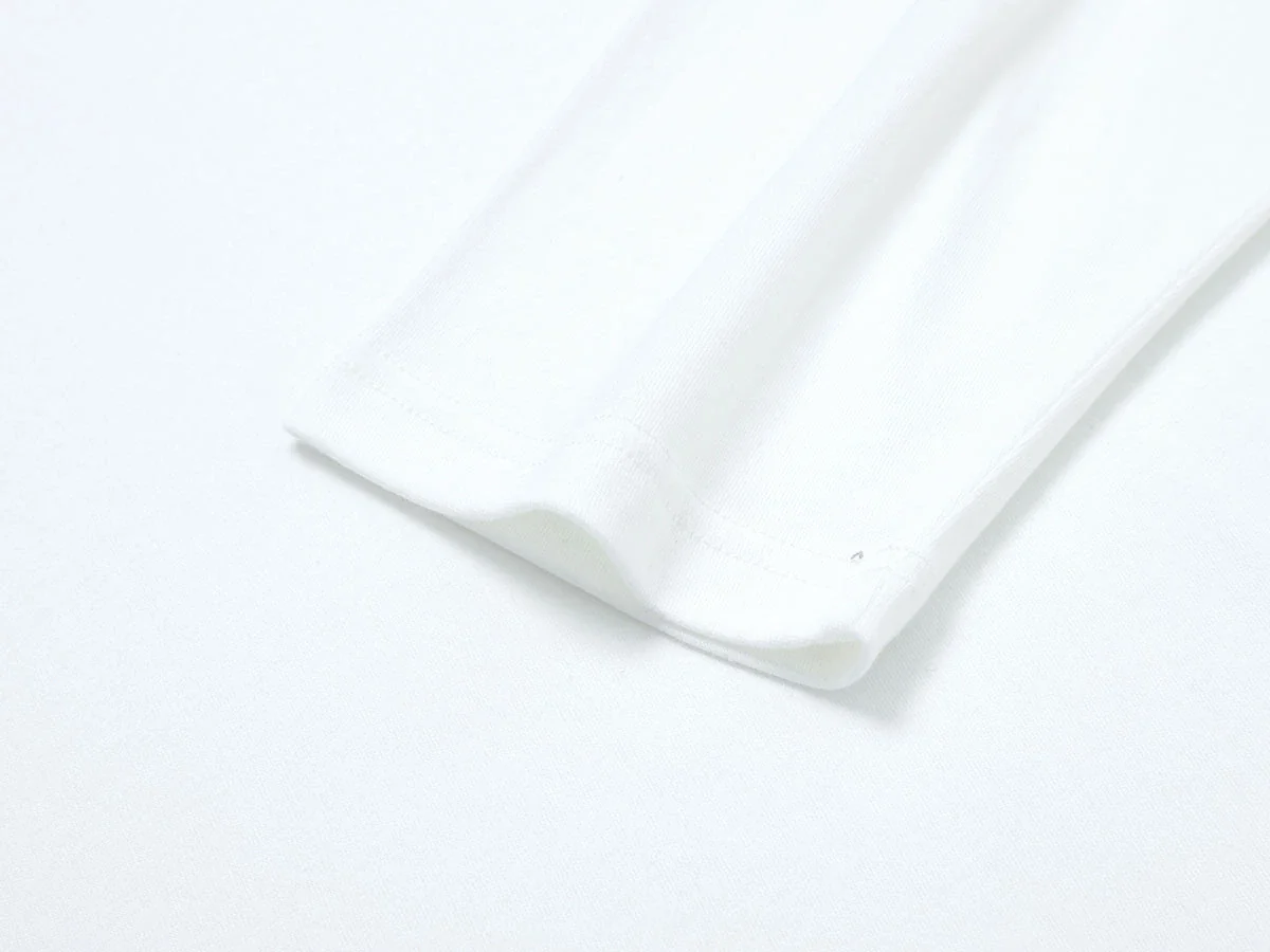 210 GSM ULTRA SOFT 'WHITE' LONG SLEEVE - Image 4