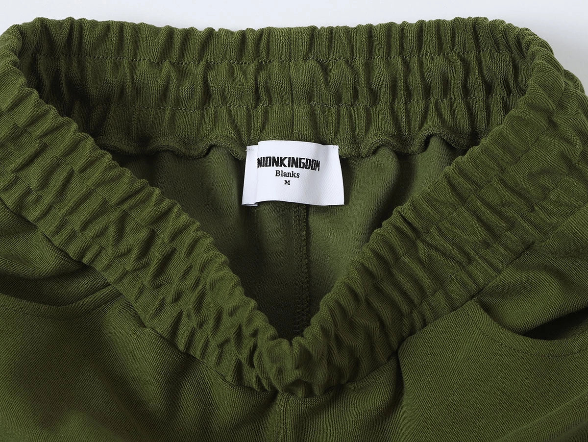 420 GSM MID-LENGTH LOOSE FIT 'MOSS GREEN' SHORTS - Image 3