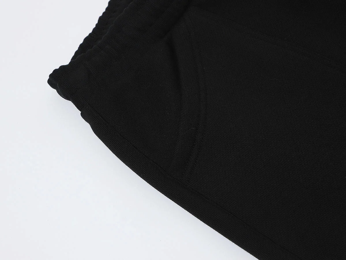 520 GSM COZEY BAGGY 'BLACK' SHORTS - Image 6