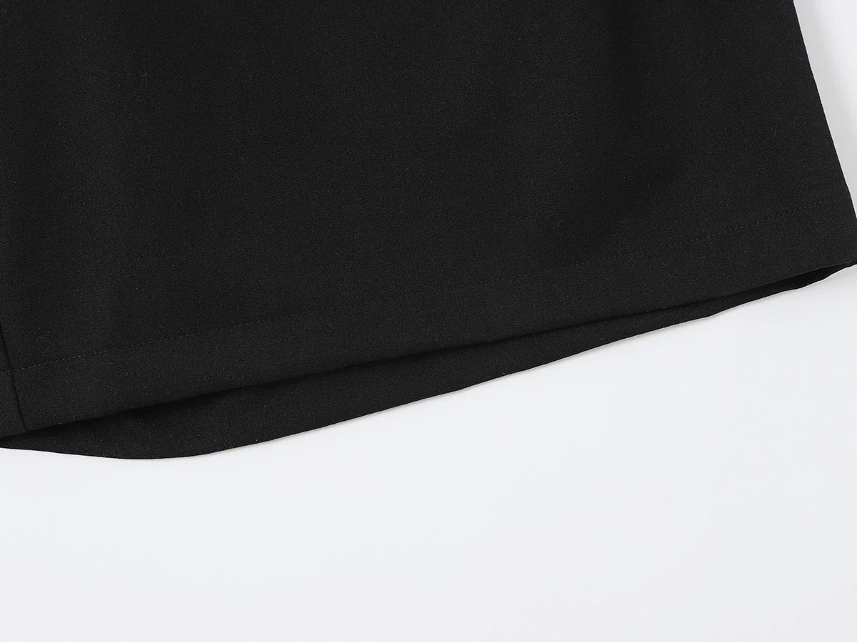 LOOSE FIT PLEATED 'BLACK' SHORTS - Image 5