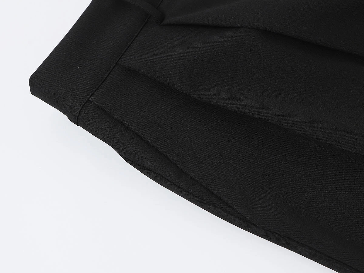 LOOSE FIT PLEATED 'BLACK' SHORTS - Image 6