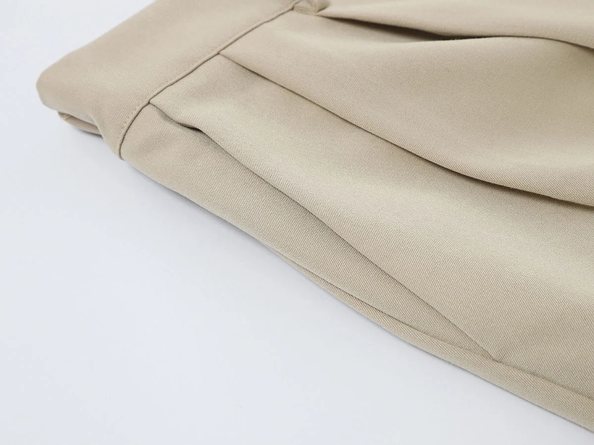 LOOSE FIT PLEATED 'SAND' SHORTS - Image 6